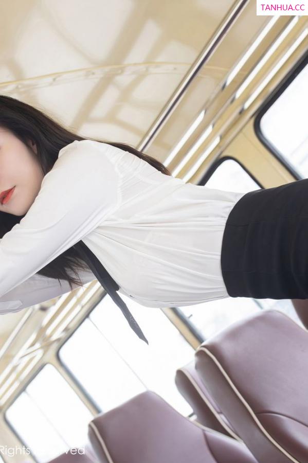 安然Maleah  [XiuRen]高清写真图 2021.01.19 No.3020 安然Maleah第12张图片